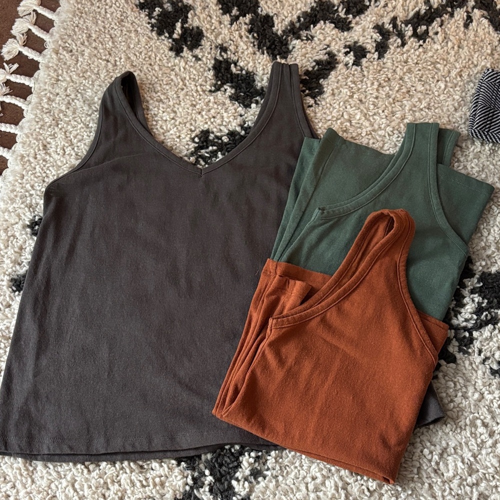 Wishlist Women's V-Neck Tank Tops - Dark Grey, Forest Green, Rust Orange